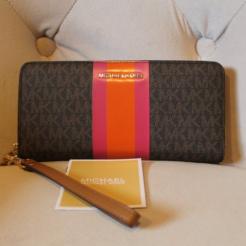 MICHAEL KORS JET SET Electric Pink & Orange Continental Zip wallet